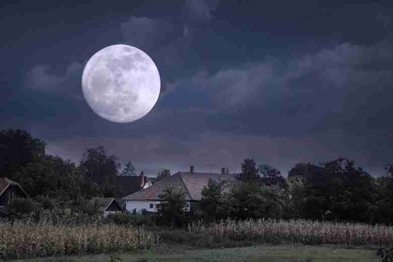Luna piena del mese di giugno