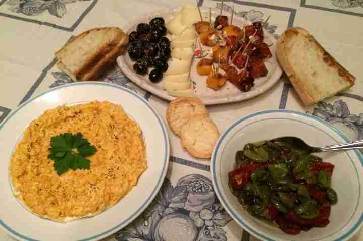 Aperitivo con carote e yogurt