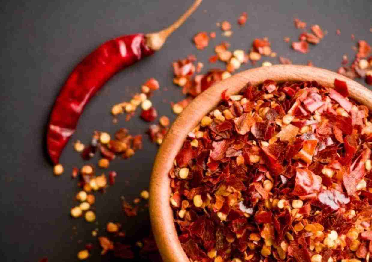 Il Macerato Di Peperoncino Un Antiparassitario Naturale Per L Orto Coltivazione Biologica